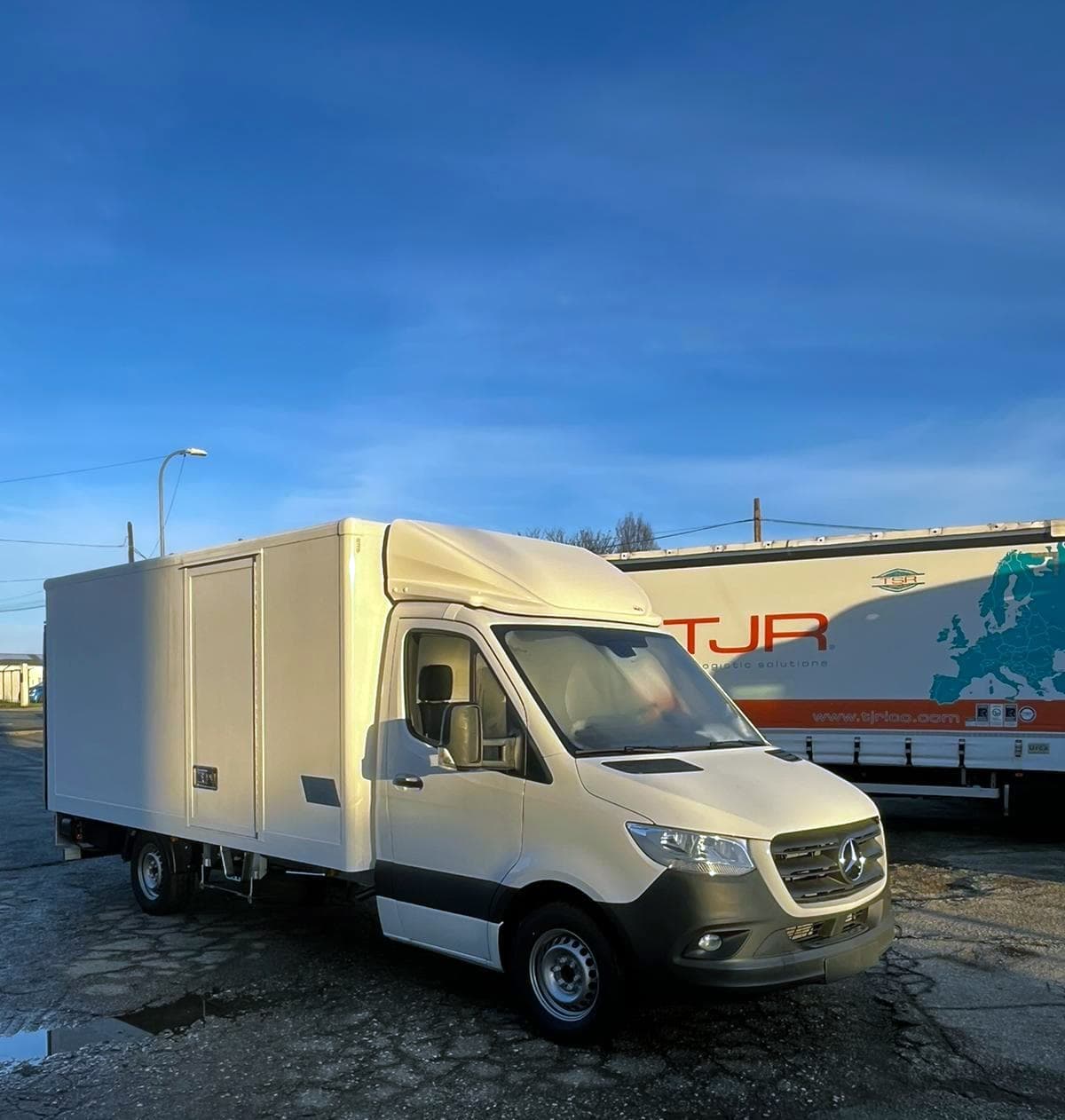 Diseñamos y fabricamos carrocerías industriales en A Coruña